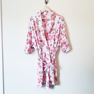 Bride and Beauties Rose Print Robe